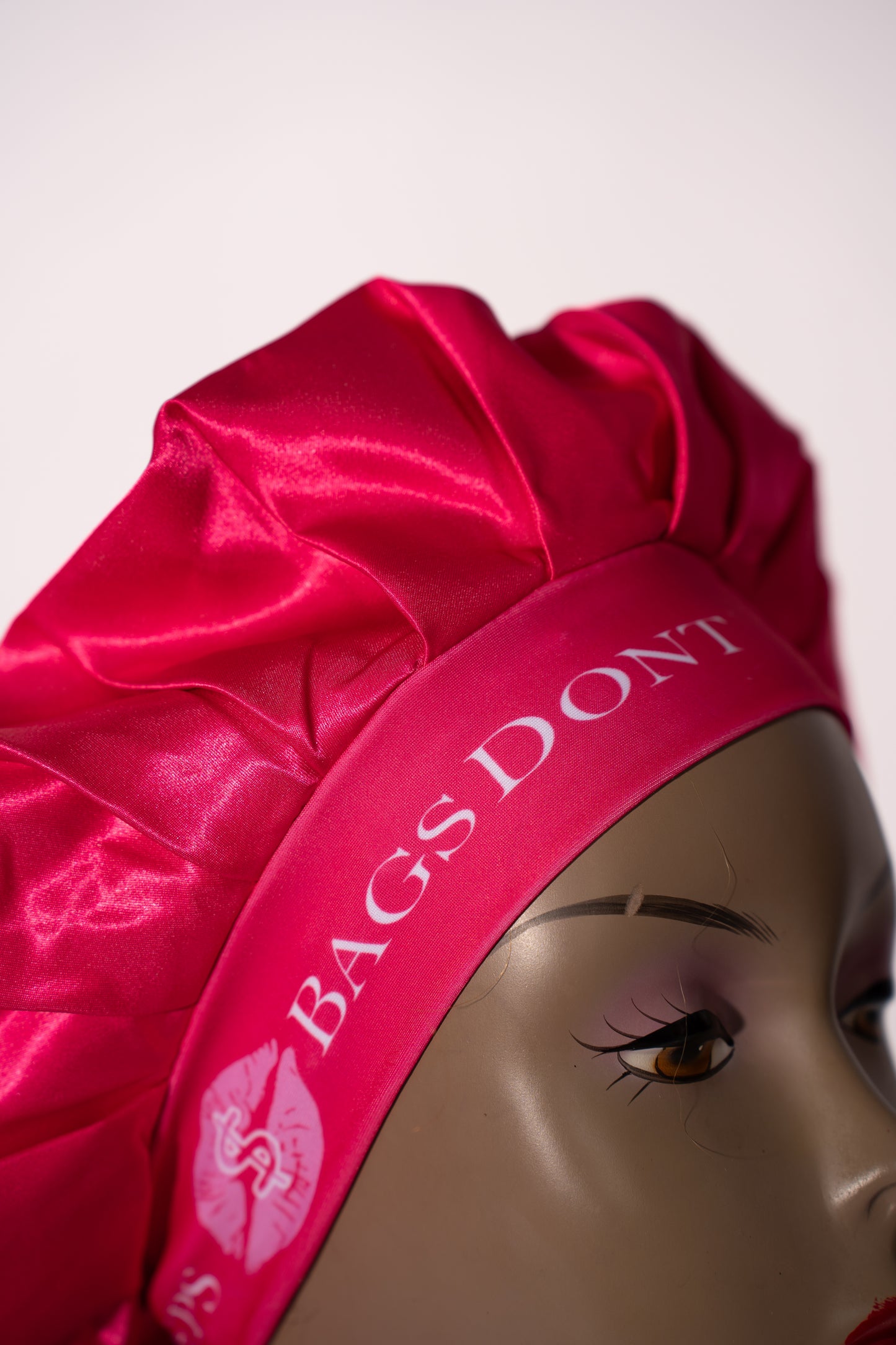 'Bags Never Sleep' Bonnets